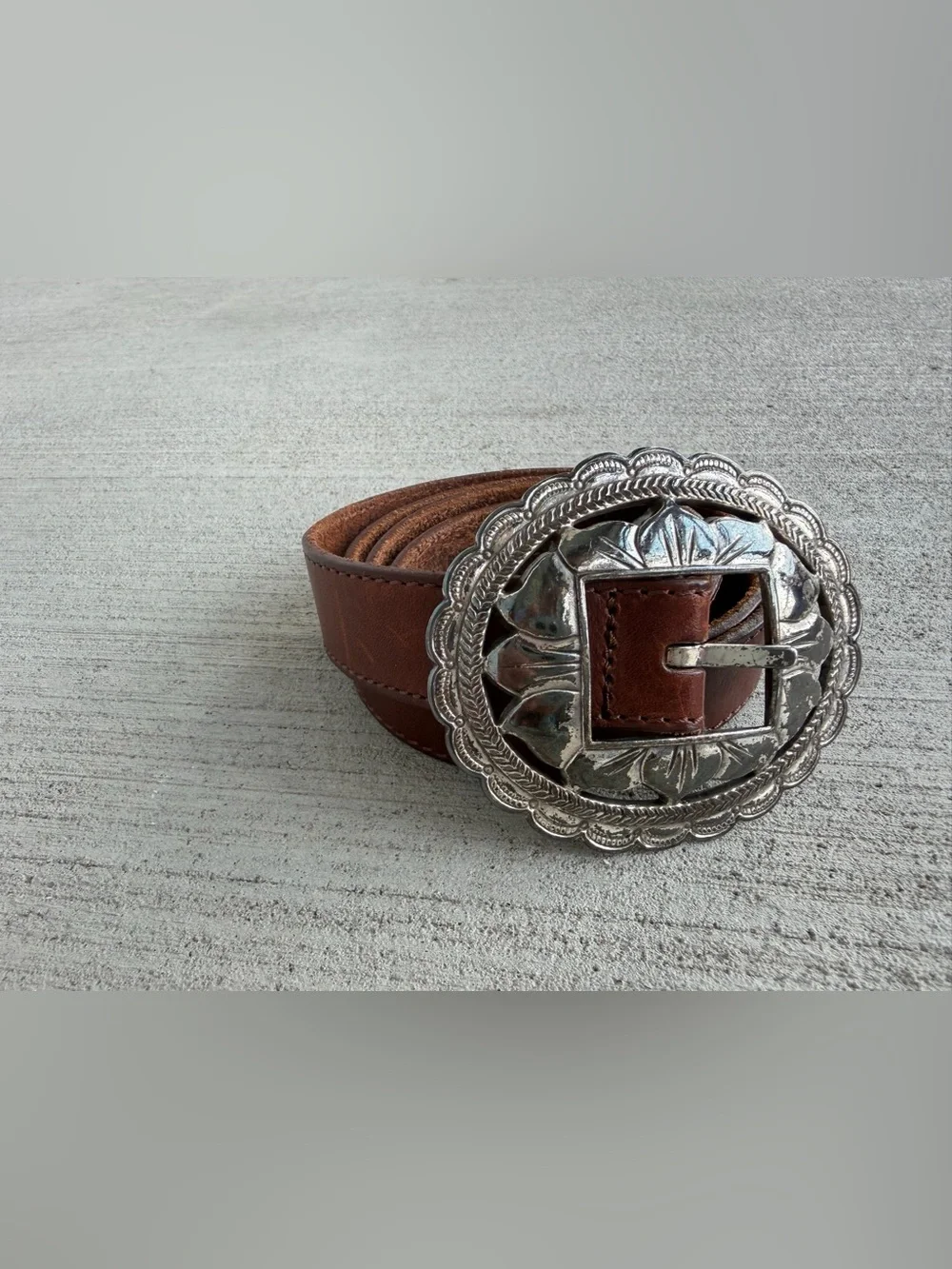 Fossil Brown Leather Belt Silver Western Concho Buckle Size M 37.5”
